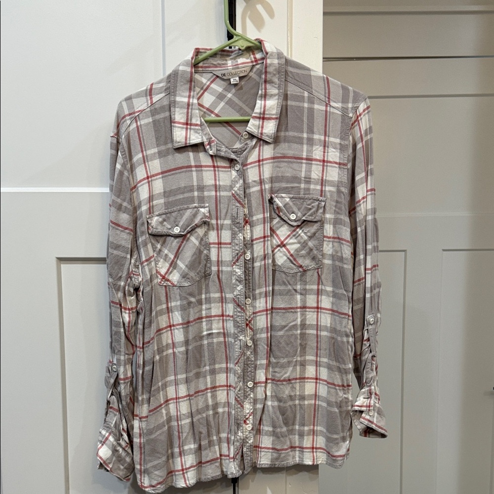 SD Collection Gray and Red Plaid Shirt